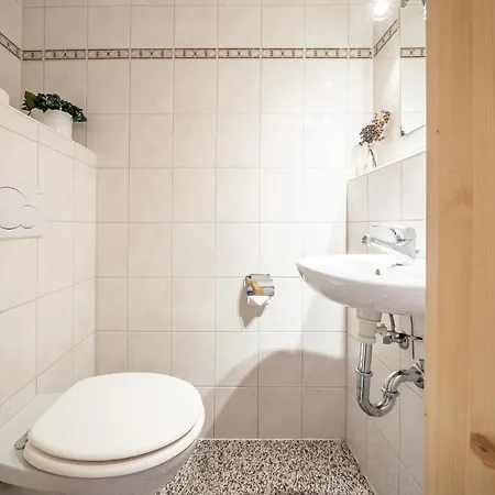 9404 Renovierte Maisonettewohnung Im Modernen Landhausstil Und Balkon Mit Tollem Ausblick